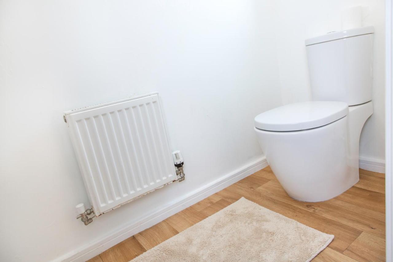 Cozy Townhouse In The Heart Of Greater Manchester Βίλα Εξωτερικό φωτογραφία